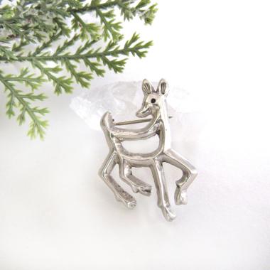 Solid Sterling Silver Reindeer Pin - Holiday Christmas Jewelry Gifts for Animal Lovers